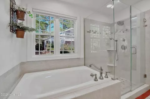 Bath - 385 Saint Andrews Dr, Pinehurst, NC 28374 photo 3 of 5