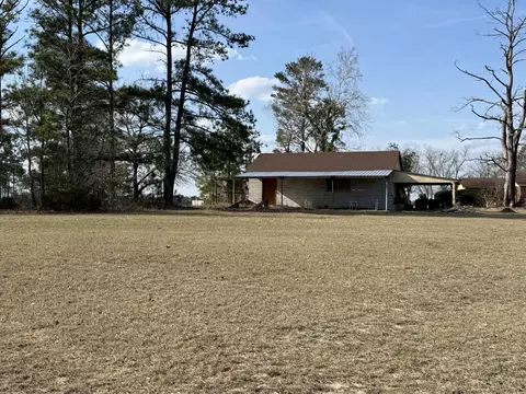 Exterior - 3104 Whiteoak Rd, Thomson, GA 30824 photo 4 of 11