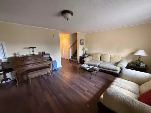 Living - 3104 Whiteoak Rd, Thomson, GA 30824 photo 1 of 3