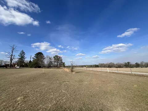 Exterior - 3104 Whiteoak Rd, Thomson, GA 30824 photo 9 of 11