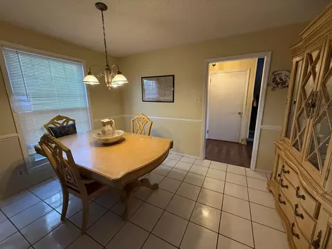 Dining - 3104 Whiteoak Rd, Thomson, GA 30824 photo 1 of 3