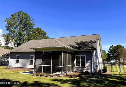Exterior - 25 Sailview Ct, Hampstead, NC 28443 photo 6 of 6