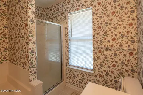 Bath - 1103 Maple Ridge Ct, Evans, GA 30809 photo 5 of 7