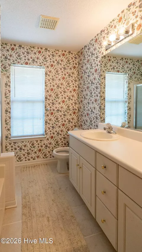 Bath - 1103 Maple Ridge Ct, Evans, GA 30809 photo 7 of 7