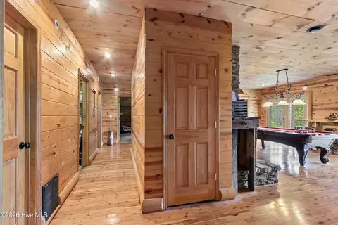 Entry Way - 755 Wehutty Rd, Murphy, NC 28906 photo 15 of 15