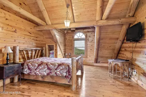 Bedroom - 755 Wehutty Rd, Murphy, NC 28906 photo 7 of 19