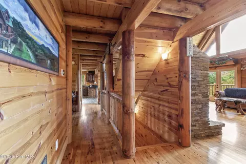 Entry Way - 755 Wehutty Rd, Murphy, NC 28906 photo 13 of 15