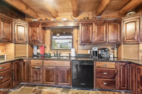 Kitchen - 755 Wehutty Rd, Murphy, NC 28906 photo 3 of 5