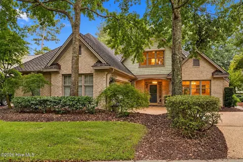7102 Saybrook Dr, Wilmington, NC 28405