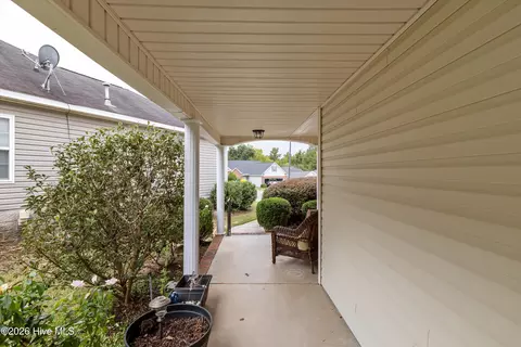 Exterior - 2071 Summerton Cir, Evans, GA 30809 photo 3 of 12