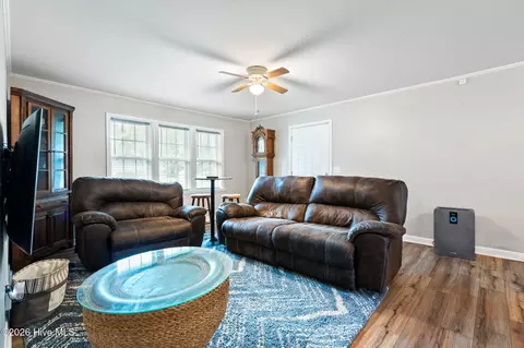 Living - 67 Thomas Ave, Chadbourn, NC 28431 photo 1 of 1