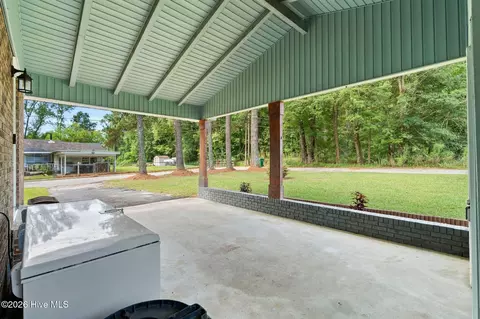 Exterior - 67 Thomas Ave, Chadbourn, NC 28431 photo 5 of 13