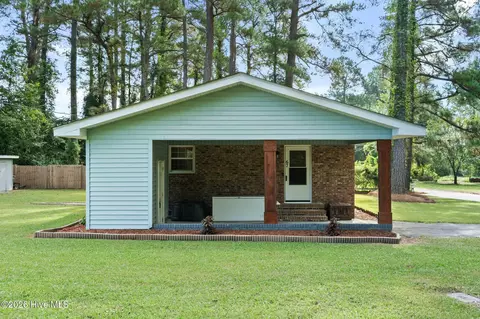 Exterior - 67 Thomas Ave, Chadbourn, NC 28431 photo 4 of 13