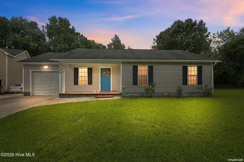 106 Republic Ct, Jacksonville, NC 28540