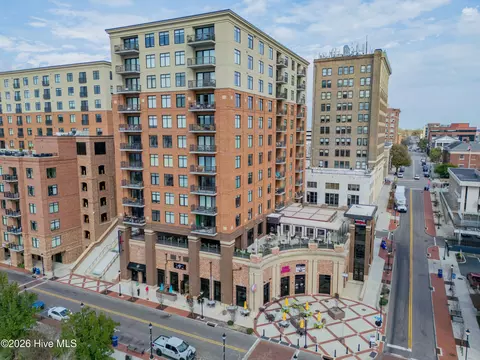 240 N Water St #651, Wilmington, NC 28401