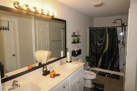 Bath - 8153 Haw Branch Rd, Bailey, NC 27807 photo 1 of 5
