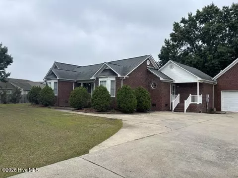1176 Teakwood Dr, Greenville, NC 27834