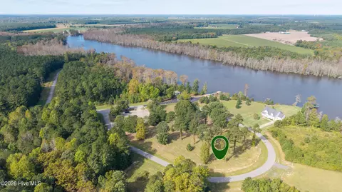 323 Plantation Cir, Edenton, NC 27932