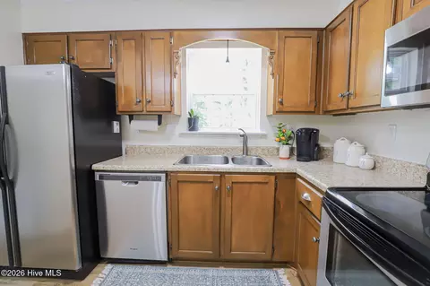 Kitchen - 4140 Sawgrass Ct, Evans, GA 30809 photo 2 of 4