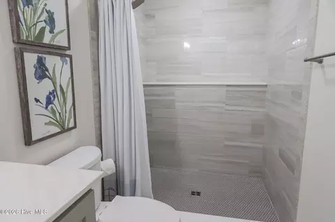Bath - 4140 Sawgrass Ct, Evans, GA 30809 photo 2 of 4