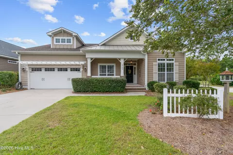 3709 Turkey Oak Ct, Southport, NC 28461