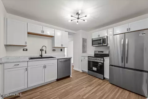 Kitchen - 2021 Virginia Ave, Augusta, GA 30906 photo 1 of 1