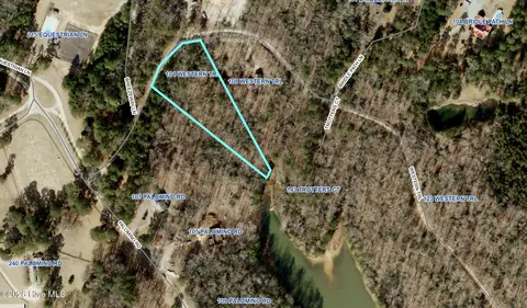 104 Western Trl, Carthage, NC 28327
