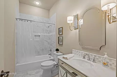 Bath - 1018 Emerald Pl, Evans, GA 30809 photo 1 of 10