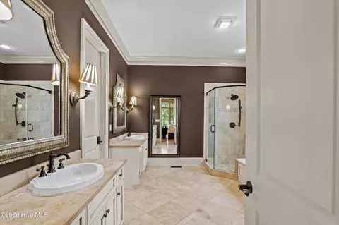 Bath - 1018 Emerald Pl, Evans, GA 30809 photo 2 of 10