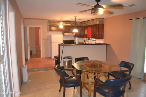 Dining - 859 Bennock Mill Rd, Augusta, GA 30906 photo 6 of 6