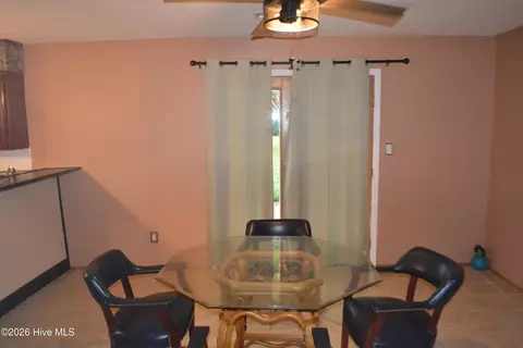 Dining - 859 Bennock Mill Rd, Augusta, GA 30906 photo 3 of 6