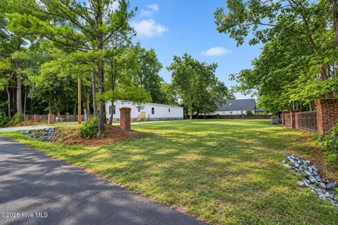 91869180 Central Blvd SE, Winnabow, NC 28479