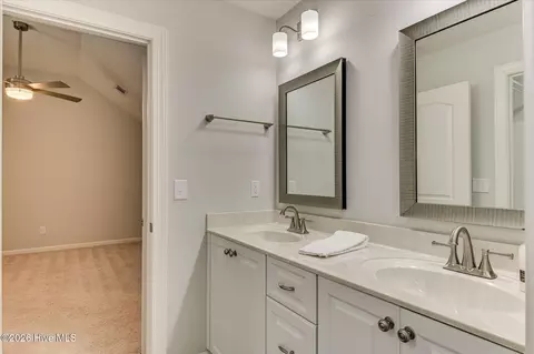 Bath - 5364 Copse Dr, Augusta, GA 30909 photo 7 of 7