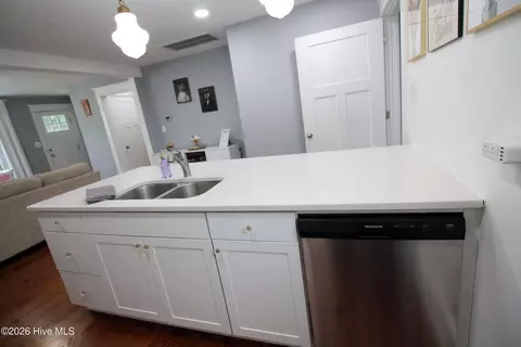 Kitchen - 400 E 11th St, Washington, NC 27889 photo 4 of 4
