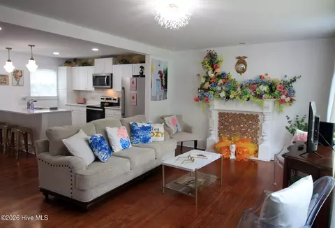 Other - 400 E 11th St, Washington, NC 27889 photo 4 of 11