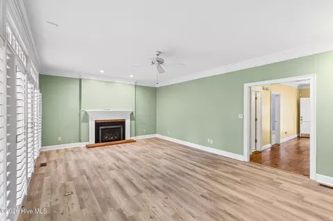 Living - 724 Jones Crk, Evans, GA 30809 photo 3 of 6