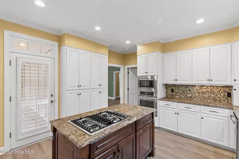 Kitchen - 724 Jones Crk, Evans, GA 30809 photo 3 of 5