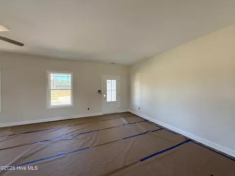 Living - 14 Silver Ct, Smithfield, NC 27577 photo 1 of 3