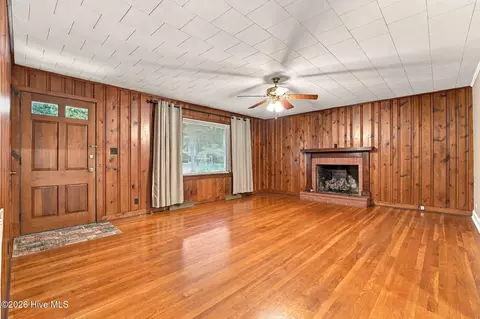 Living - 355 N Currant St, Pinebluff, NC 28373 photo 1 of 3
