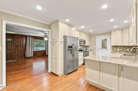 Kitchen - 355 N Currant St, Pinebluff, NC 28373 photo 1 of 3