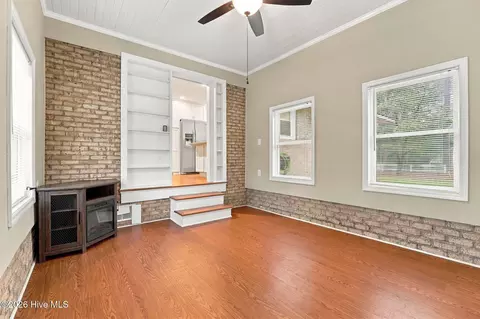 Living - 355 N Currant St, Pinebluff, NC 28373 photo 3 of 3