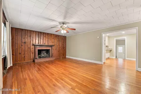Living - 355 N Currant St, Pinebluff, NC 28373 photo 2 of 3