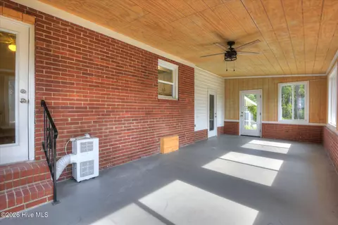 Exterior - 255 Edwards Dr, Evans, GA 30809 photo 7 of 15