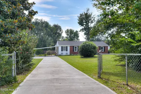 Exterior - 255 Edwards Dr, Evans, GA 30809 photo 2 of 15
