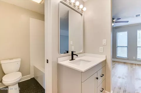 Bath - 3323 Quaker Spring Rd, Augusta, GA 30907 photo 5 of 5