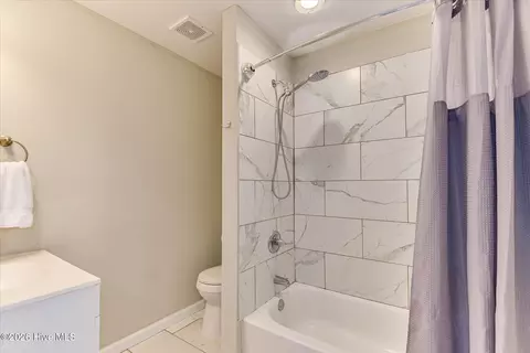 Bath - 1936 Kratha Dr, Augusta, GA 30906 photo 2 of 3