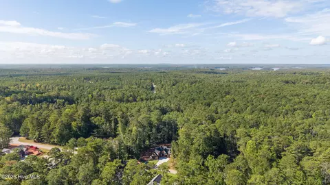 View/Area - 112 Crescent Dr, Mccormick, SC 29835 photo 2 of 6
