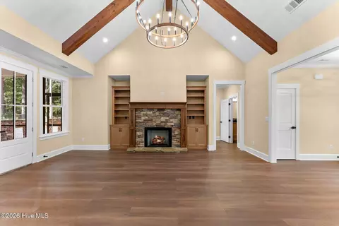 Living - 112 Crescent Dr, Mccormick, SC 29835 photo 4 of 4