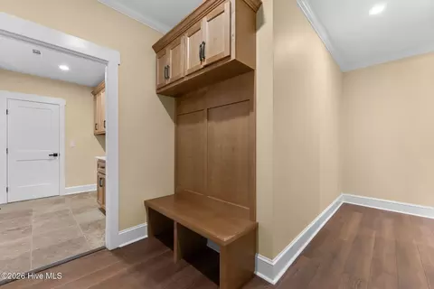 Entry Way - 112 Crescent Dr, Mccormick, SC 29835 photo 5 of 6