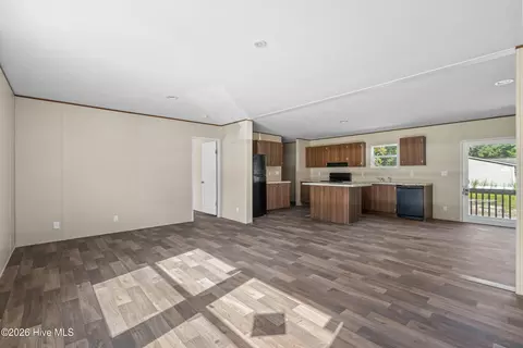Living - 580 S Windward Dr SW, Supply, NC 28462 photo 1 of 6